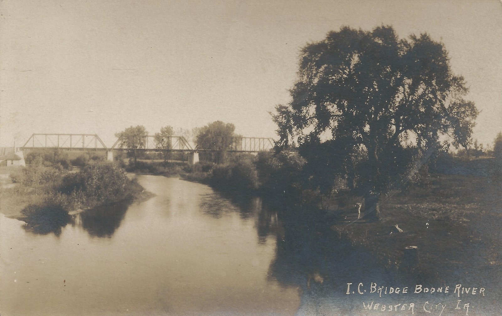 Historic postcard of previous bridge
